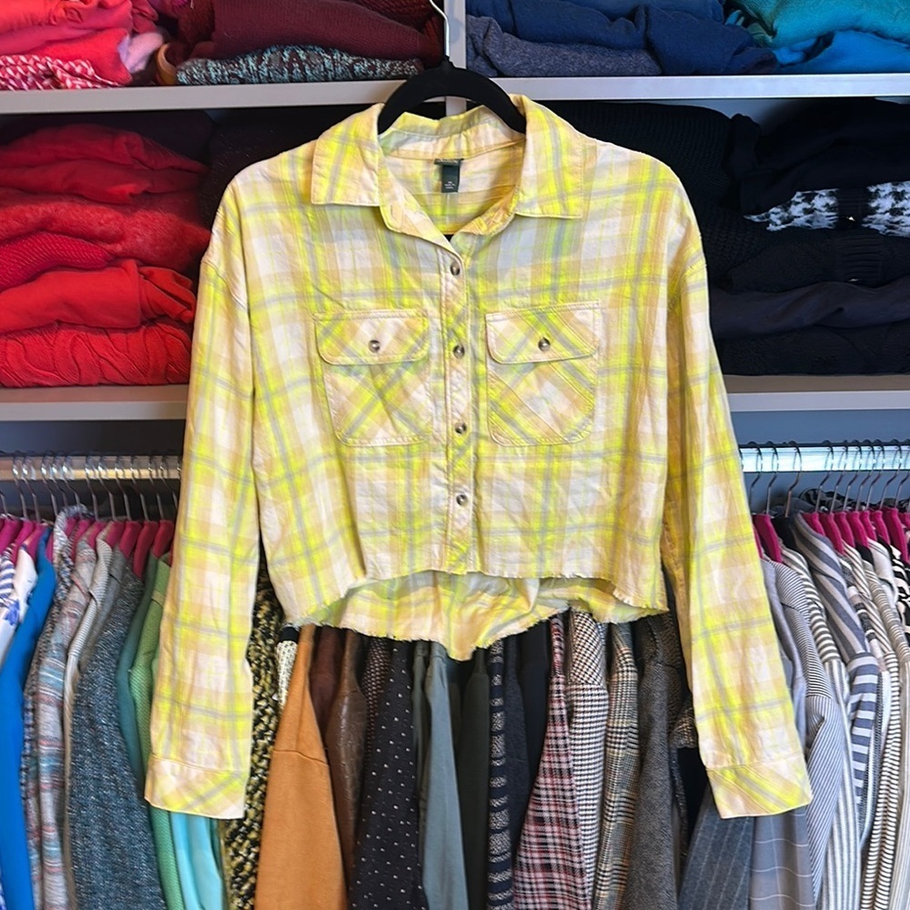 Wild Fable green/yellow/white plaid long sleeve raw hem cropped top size XS NWT